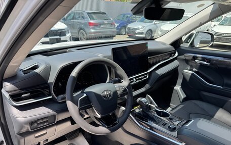 Toyota Highlander, 2026 год, 5 200 000 рублей, 31 фотография