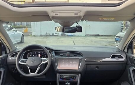 Volkswagen Tiguan II, 2022 год, 2 790 098 рублей, 6 фотография