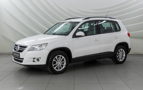 Volkswagen Tiguan I, 2010 год, 928 000 рублей, 3 фотография