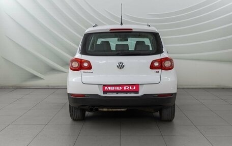 Volkswagen Tiguan I, 2010 год, 928 000 рублей, 6 фотография