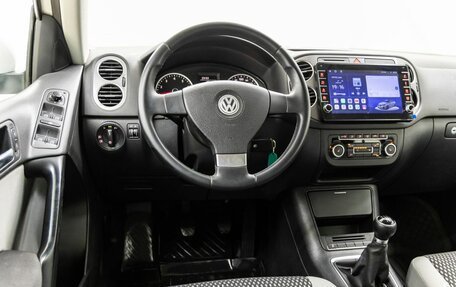 Volkswagen Tiguan I, 2010 год, 928 000 рублей, 22 фотография