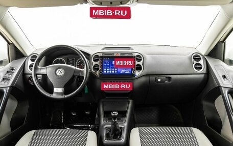 Volkswagen Tiguan I, 2010 год, 928 000 рублей, 13 фотография