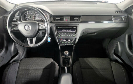 Skoda Rapid I, 2015 год, 799 000 рублей, 9 фотография