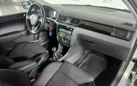 Skoda Rapid I, 2015 год, 799 000 рублей, 12 фотография