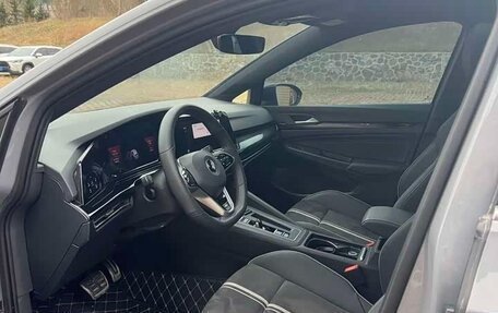 Volkswagen Golf VIII, 2023 год, 1 950 000 рублей, 10 фотография