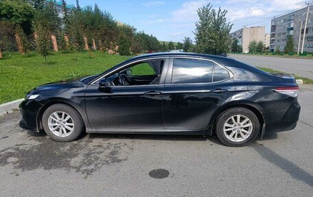 Toyota Camry, 2018 год, 2 550 000 рублей, 6 фотография