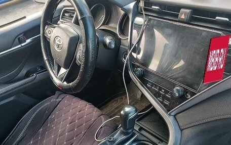 Toyota Camry, 2018 год, 2 550 000 рублей, 15 фотография