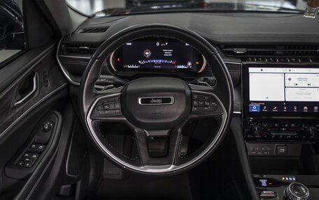Jeep Grand Cherokee, 2022 год, 5 190 000 рублей, 30 фотография