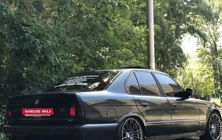 BMW 5 серия, 1993 год, 600 000 рублей, 9 фотография