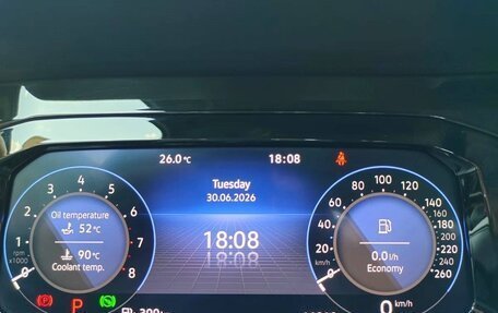 Volkswagen Golf VIII, 2022 год, 2 360 000 рублей, 12 фотография