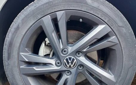 Volkswagen Golf VIII, 2022 год, 2 360 000 рублей, 20 фотография