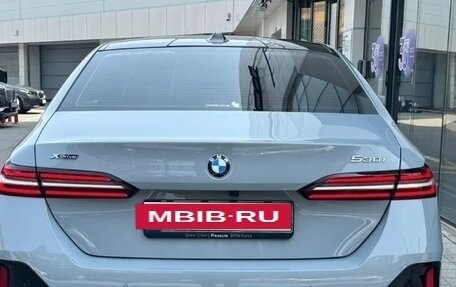 BMW 5 серия, 2025 год, 7 050 098 рублей, 4 фотография