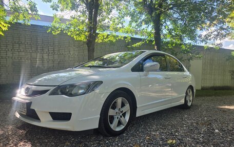 Honda Civic VIII, 2009 год, 735 000 рублей, 2 фотография