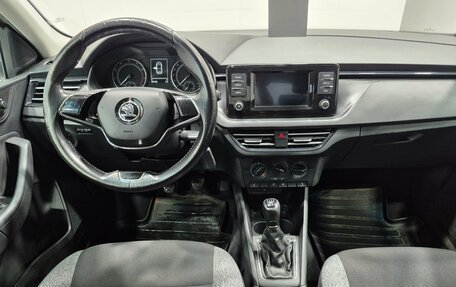 Skoda Rapid II, 2021 год, 1 247 000 рублей, 10 фотография