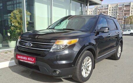 Ford Explorer VI, 2013 год, 1 590 000 рублей, 2 фотография