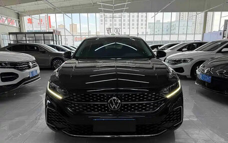 Volkswagen Passat B8 рестайлинг, 2023 год, 1 910 000 рублей, 2 фотография