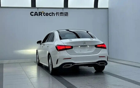 Mercedes-Benz A-Класс, 2022 год, 1 780 000 рублей, 3 фотография