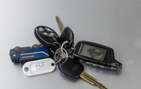 KIA Sorento IV, 2003 год, 598 000 рублей, 34 фотография