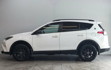 Toyota RAV4, 2018 год, 2 490 000 рублей, 8 фотография