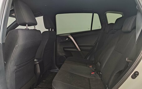 Toyota RAV4, 2018 год, 2 490 000 рублей, 17 фотография