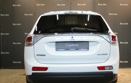 Mitsubishi Outlander III рестайлинг 3, 2013 год, 1 450 000 рублей, 7 фотография