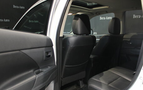 Mitsubishi Outlander III рестайлинг 3, 2013 год, 1 450 000 рублей, 14 фотография
