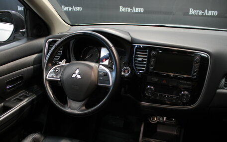 Mitsubishi Outlander III рестайлинг 3, 2013 год, 1 450 000 рублей, 16 фотография