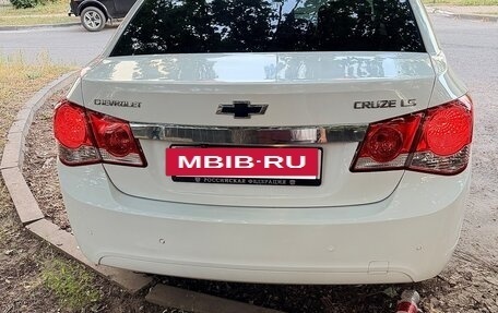 Chevrolet Cruze II, 2012 год, 680 000 рублей, 3 фотография