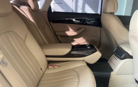 Audi A8, 2014 год, 1 600 000 рублей, 28 фотография