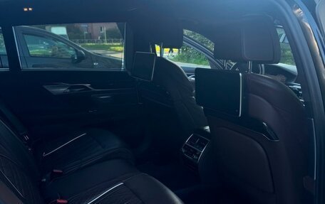 BMW 7 серия, 2020 год, 6 000 000 рублей, 7 фотография
