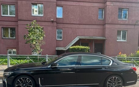 BMW 7 серия, 2020 год, 6 000 000 рублей, 2 фотография