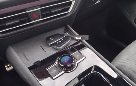 Volkswagen Tiguan, 2026 год, 4 560 000 рублей, 15 фотография