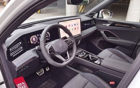 Volkswagen Tiguan, 2026 год, 4 560 000 рублей, 8 фотография
