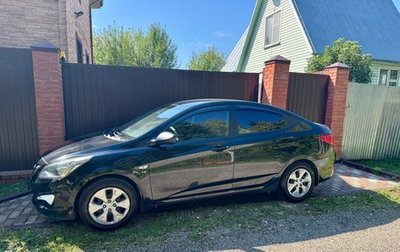 Hyundai Solaris II рестайлинг, 2015 год, 1 050 000 рублей, 1 фотография
