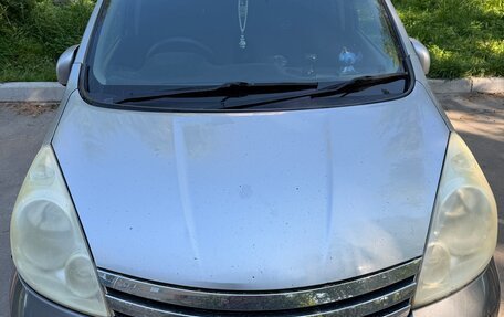 Nissan Note II рестайлинг, 2008 год, 300 000 рублей, 11 фотография