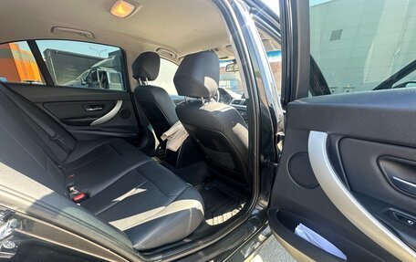 BMW 3 серия, 2012 год, 1 300 000 рублей, 12 фотография