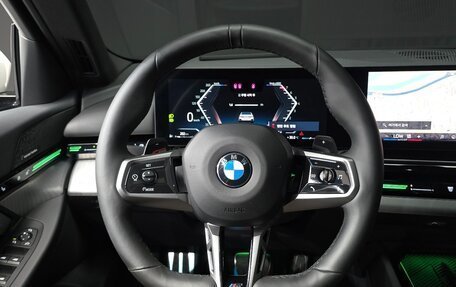 BMW 5 серия, 2024 год, 6 419 613 рублей, 6 фотография