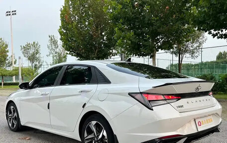 Hyundai Elantra, 2022 год, 1 540 000 рублей, 6 фотография