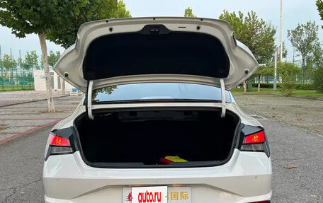 Hyundai Elantra, 2022 год, 1 540 000 рублей, 5 фотография