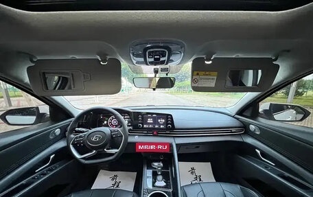 Hyundai Elantra, 2022 год, 1 540 000 рублей, 8 фотография
