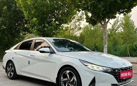 Hyundai Elantra, 2022 год, 1 540 000 рублей, 3 фотография