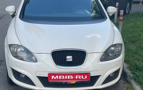 SEAT Leon II, 2012 год, 910 000 рублей, 1 фотография