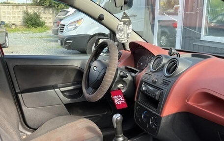Ford Fiesta, 2007 год, 249 000 рублей, 12 фотография