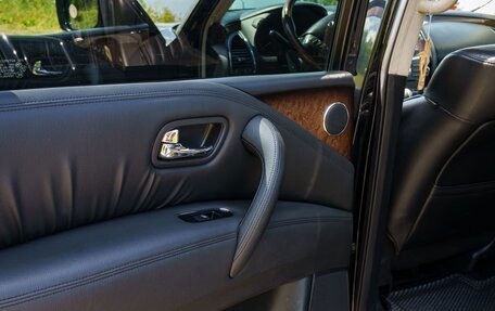 Infiniti QX56, 2010 год, 2 300 000 рублей, 28 фотография