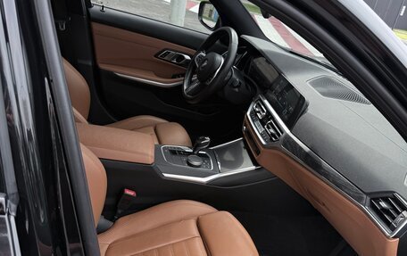 BMW 3 серия, 2021 год, 3 100 000 рублей, 10 фотография