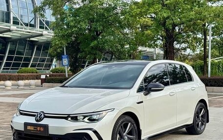 Volkswagen Golf VIII, 2022 год, 1 835 000 рублей, 4 фотография