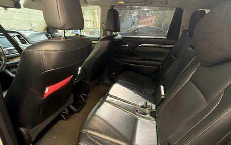 Toyota Highlander III, 2015 год, 2 800 000 рублей, 12 фотография