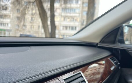 Audi A8, 2012 год, 1 500 000 рублей, 18 фотография