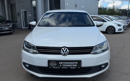 Volkswagen Jetta VI, 2014 год, 1 250 000 рублей, 2 фотография