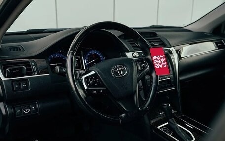 Toyota Camry, 2016 год, 1 800 000 рублей, 11 фотография
